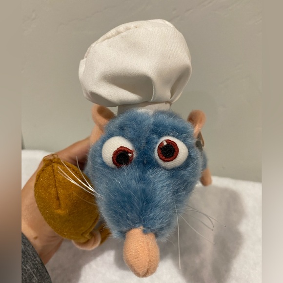 Authentic Disney Parks Remy Ratatouille 9" Plush with Chef Hat, Apron, and Spoon - Picture 8 of 13